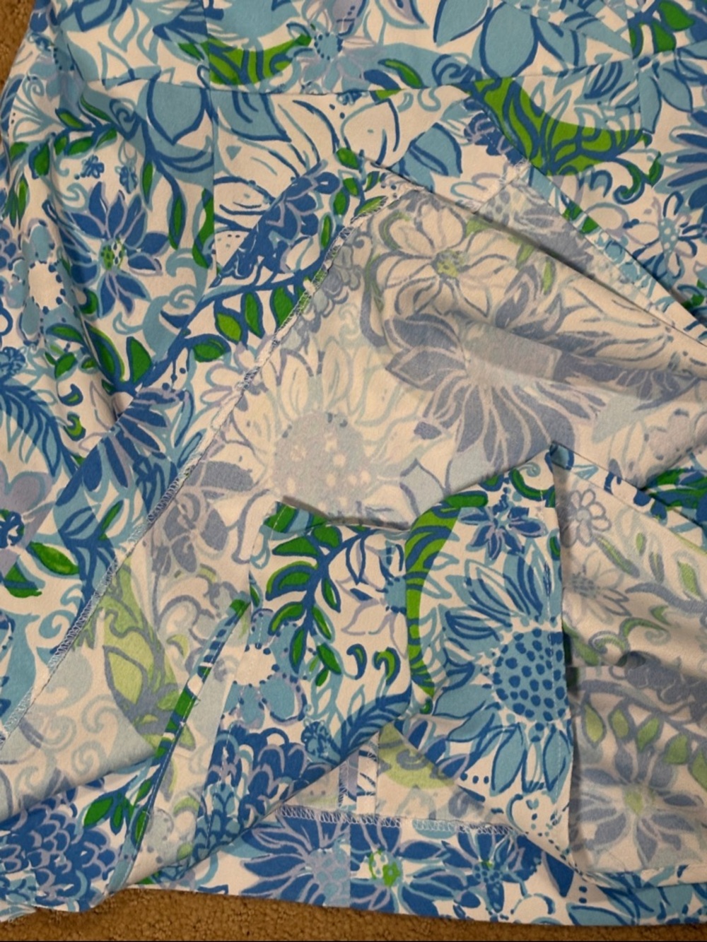 Lilly Pulitzer Blue, White & Green skort with belt not attached - Picture 14 of 15